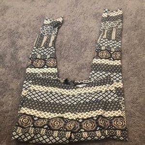 Multi colored leggings